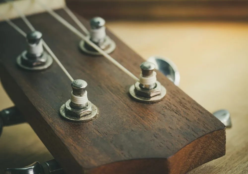 Zdjęcie Jak nastroić ukulele: najlepsze aplikacje i porady dla początkujących