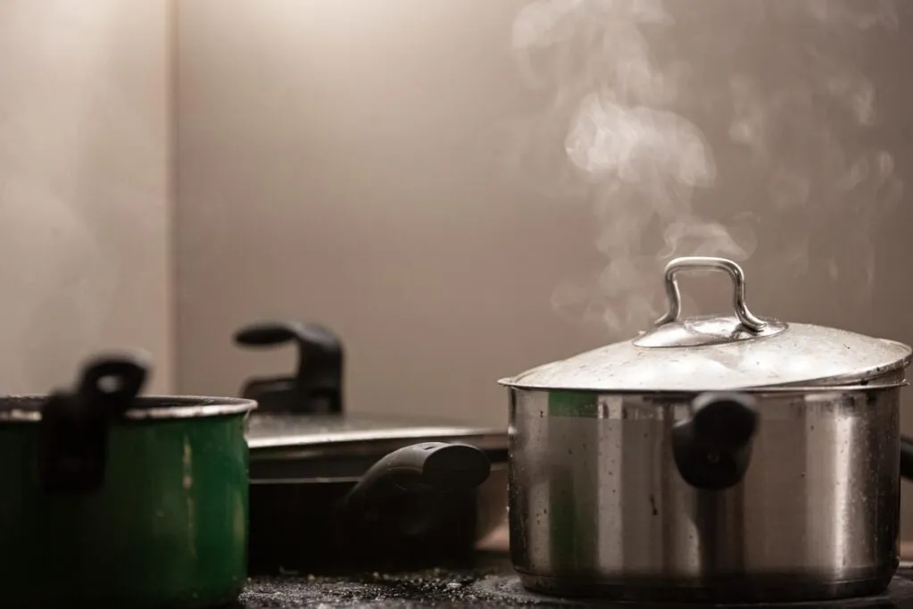 Zdjęcie Gdzie wyrzucić garnek aluminiowy, aby nie szkodzić środowisku?