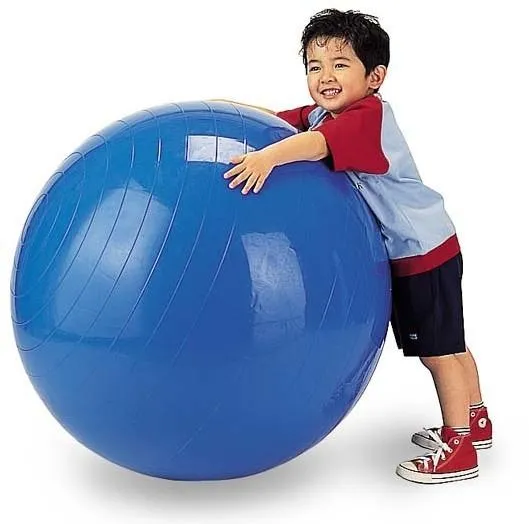 Zdjęcie Piłka sensoryczna: Jak wspiera rozwój dziecka i poprawia terapię