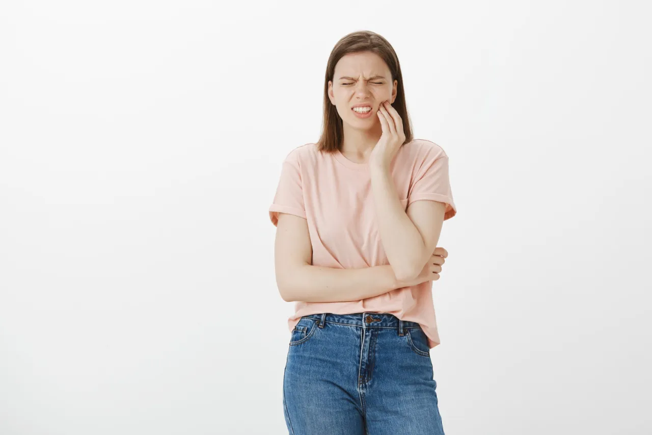 Zdjęcie Jak dentysta sprawdza, który ząb boli – skuteczne metody diagnozy bólu