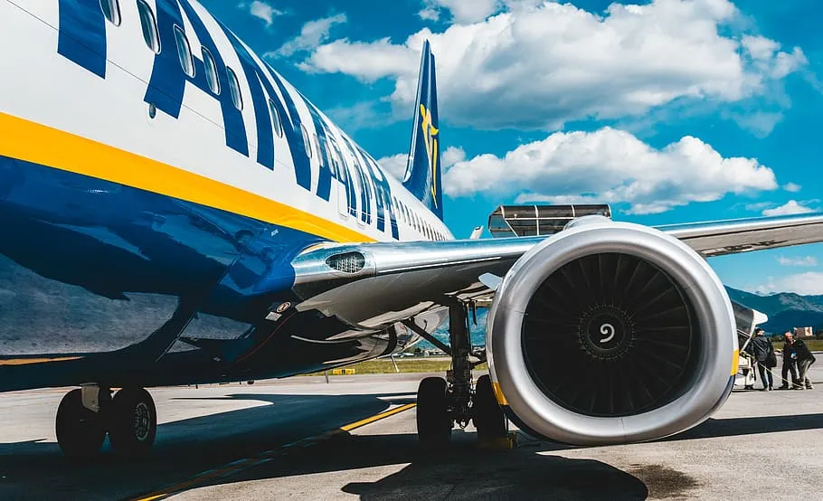 Zdjęcie Ryanair jaka to linia? Poznaj tajemnice niskokosztowego przewoźnika
