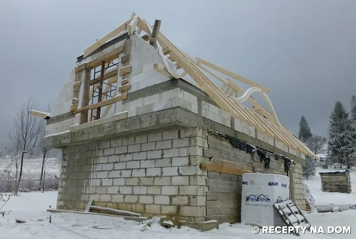 Zdjęcie Montaż więźby dachowej zimą - kluczowe wyzwania i rozwiązania
