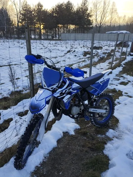 Zdjęcie Najlepsze okleiny do Husqvarna SM 125 – styl i oszczędność w jednym