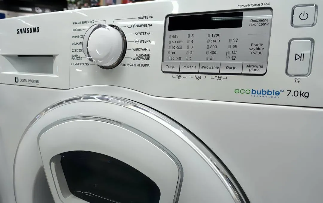 Zdjęcie Co to jest inwerter w pralce? Funkcje i zalety technologii