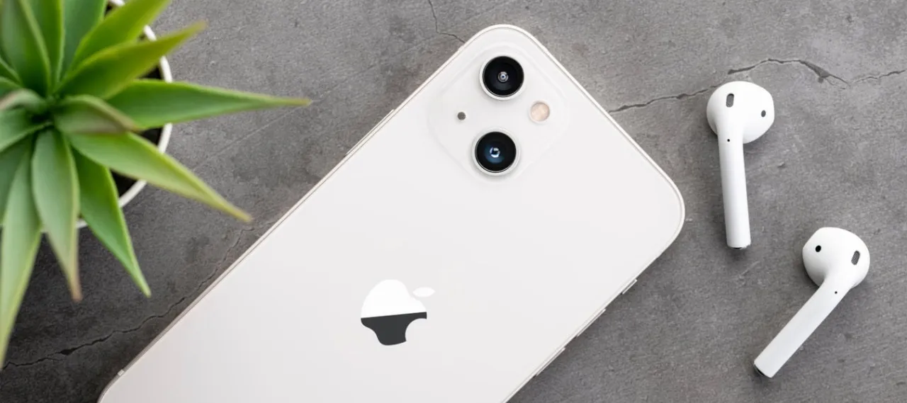 Zdjęcie Jakie słuchawki do iPhone 11 wybrać, aby uniknąć rozczarowania?