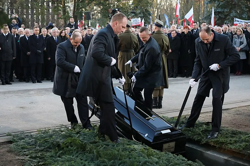 Zdjęcie Jak sprawdzić datę pogrzebu w Opolu i uniknąć nieporozumień
