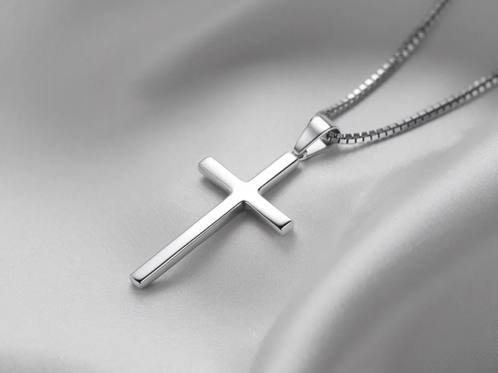 Zdjęcie Jak wyczyścić biżuterię ze stali chirurgicznej i uniknąć zarysowań