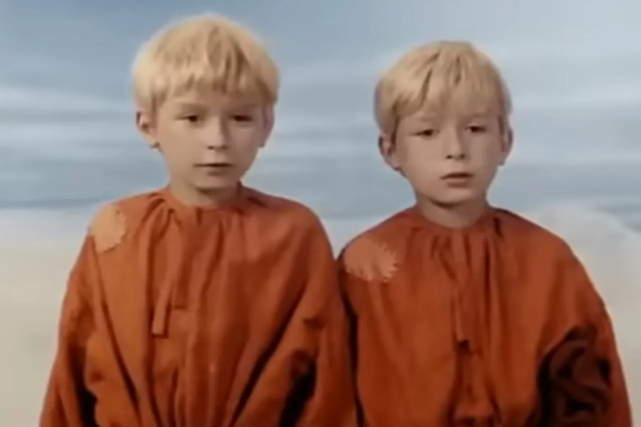 Zdjęcie Jak ukraść księżyc Kaczyńscy - analiza filmu i jego ukryte znaczenie