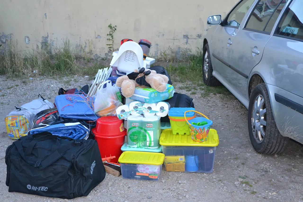 Zdjęcie Co zabrać na kemping z dziećmi? Niezbędne rzeczy, które musisz mieć