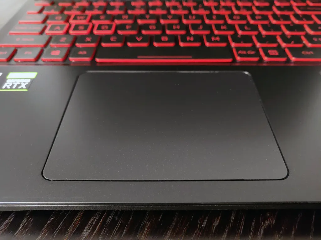 Zdjęcie Acer Nitro 5 ile trzyma bateria? Prawda o czasie pracy w różnych trybach