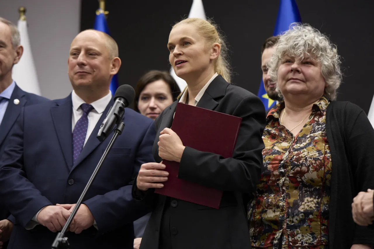 Zdjęcie Kto powołuje kuratora oświaty i jak wygląda ten proces?