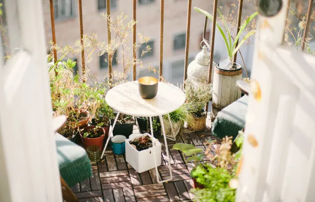 Zdjęcie Jak urządzić balkon w bloku, aby zyskać więcej przestrzeni i stylu