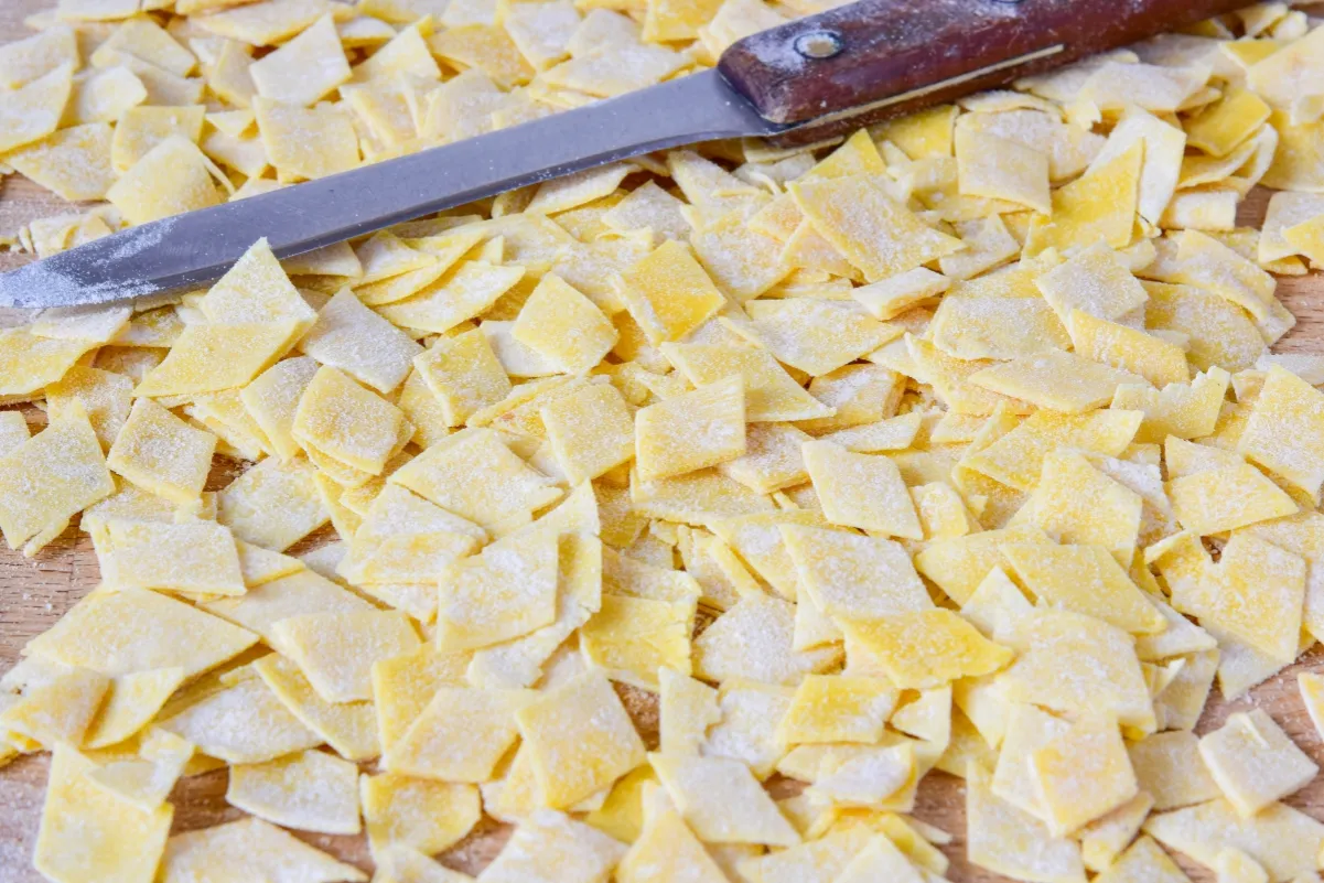 makaron łazanki kwadraty