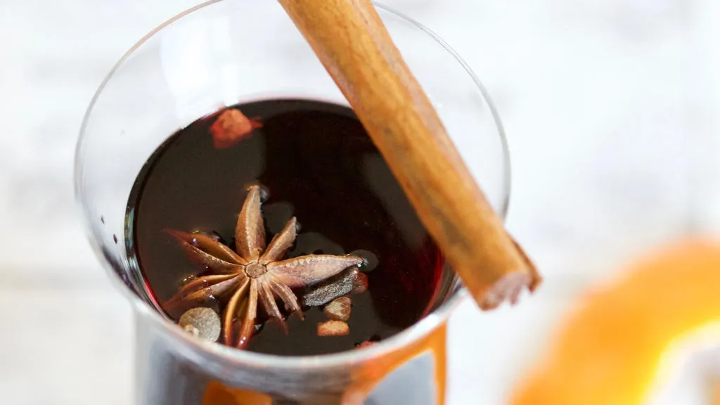 grzane whisky jabłkowe z przyprawami