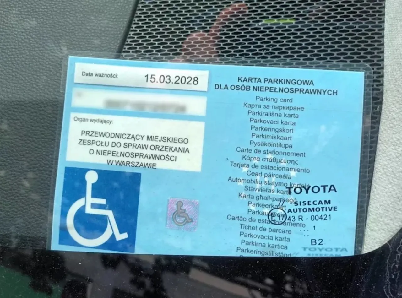karta parkingowa dla osoby niepełnosprawnej wz&oacute;r