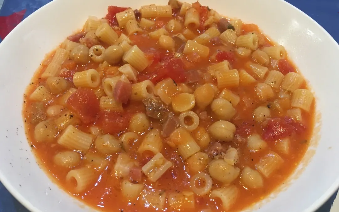Formati di pasta corta per minestra di ceci