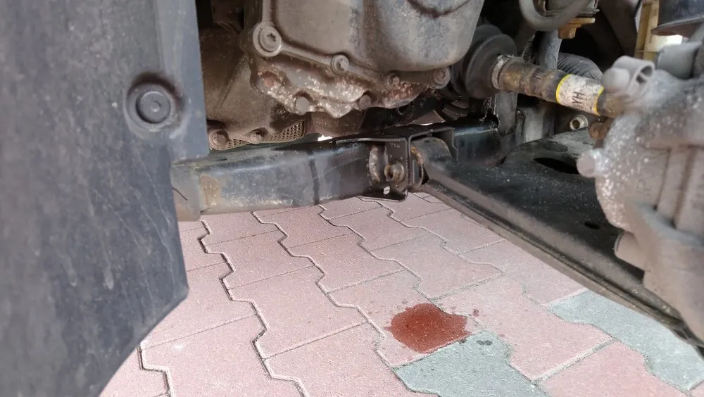 wyciek płynu chłodniczego z pompy wody