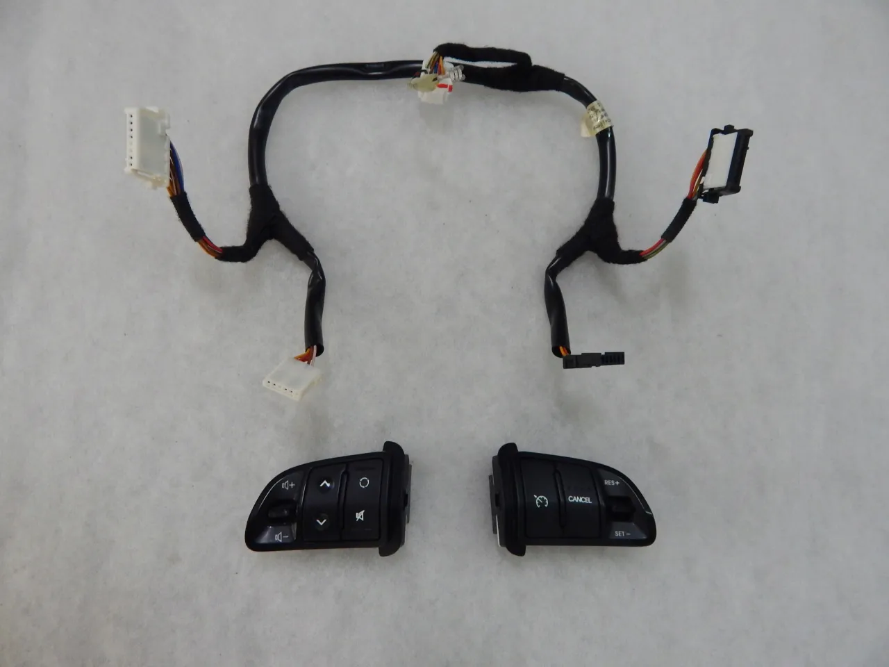 przyciski tempomatu kia sportage 3 kierownica