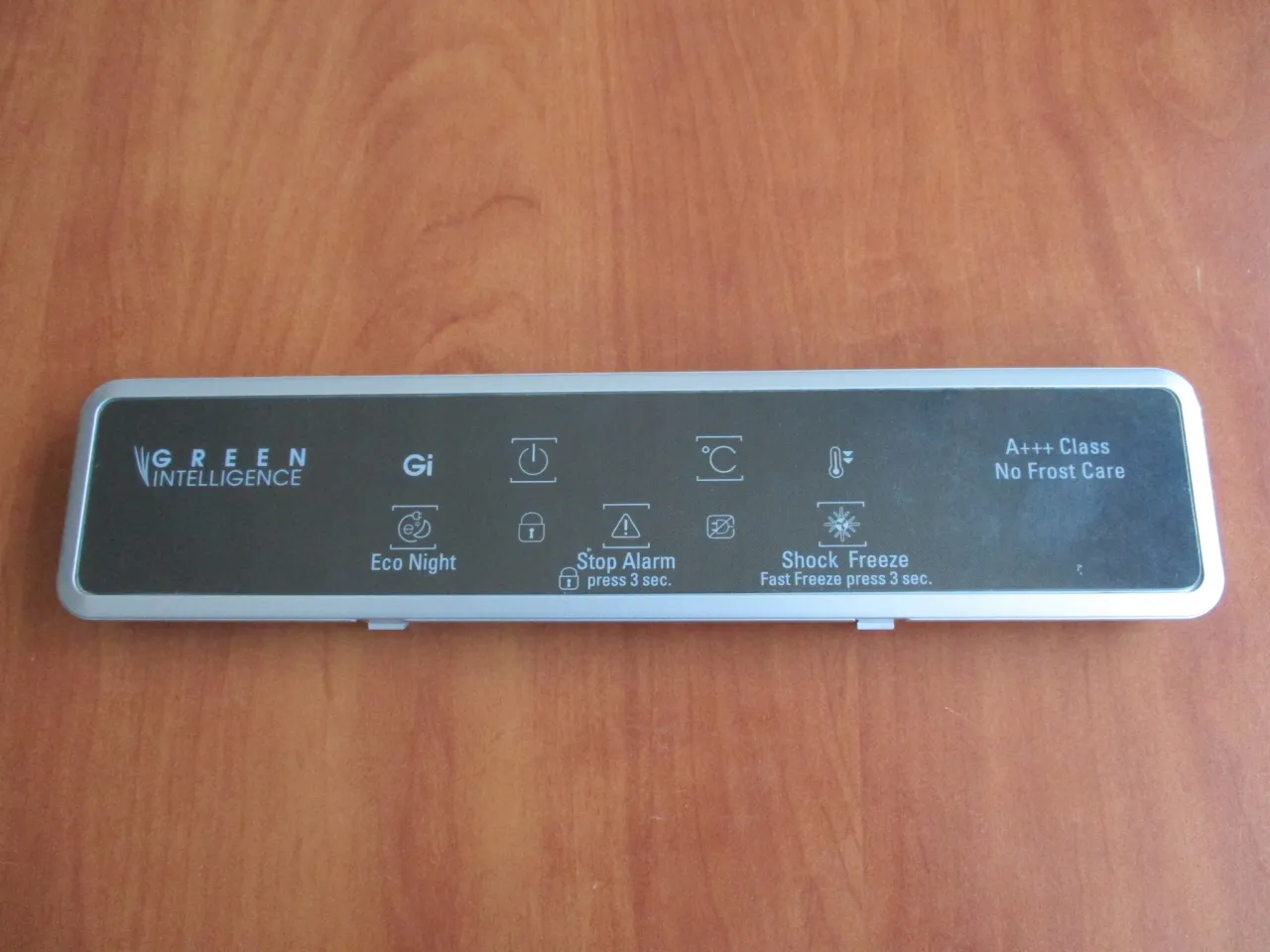 Panel sterowania lodówki LG z przyciskiem alarmu