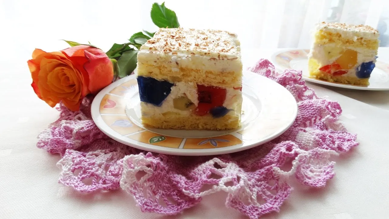 wariacje śmietanowiec z galaretkami