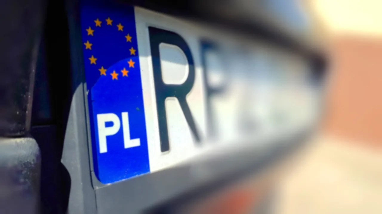 koszty przerejestrowania samochodu bez zmiany tablic tabela