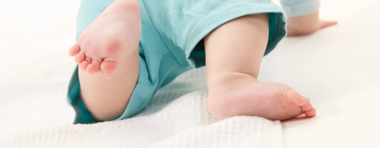 Test mokrej stopy wysokie podbicie u dziecka