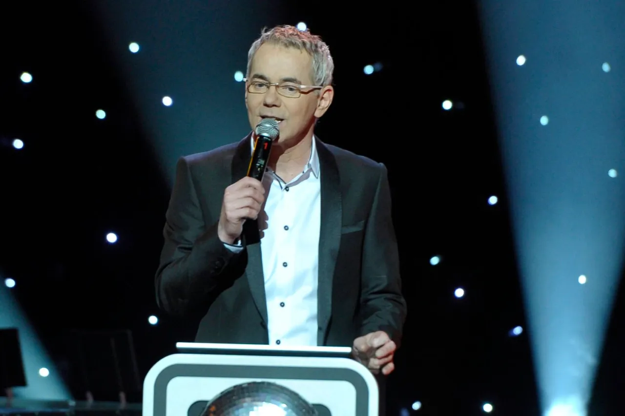 Robert Janowski prowadzi 