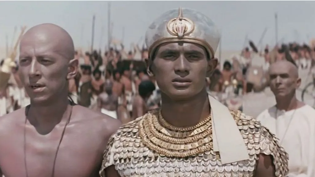 Piotr Pawłowski jako Herhor w filmie Faraon