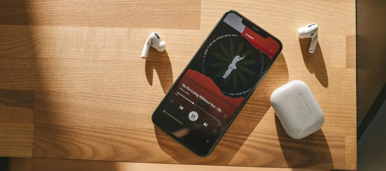 Zdjęcie Jak odłączyć AirPods od telefonu - proste kroki, które musisz znać