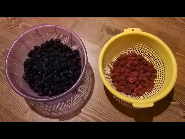 maliny przecierane przez sitko