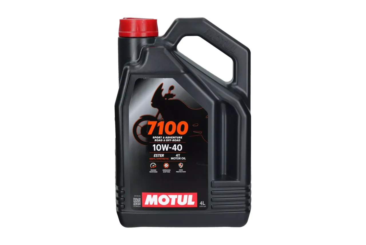 Motul 7100 motorcycle oil