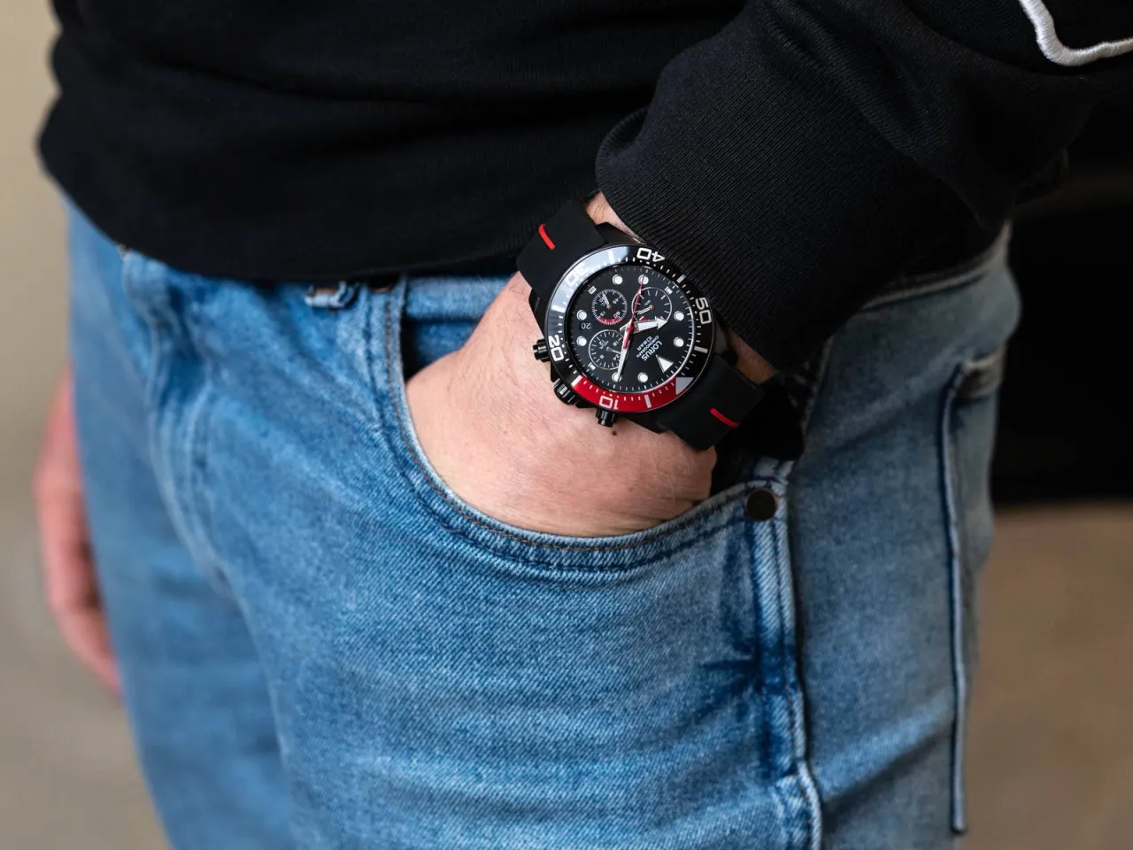 Lorus RT347AX9 Neobrite w ciemności