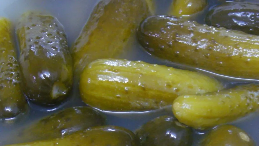 ogórki kiszone vs kwaszone różnice