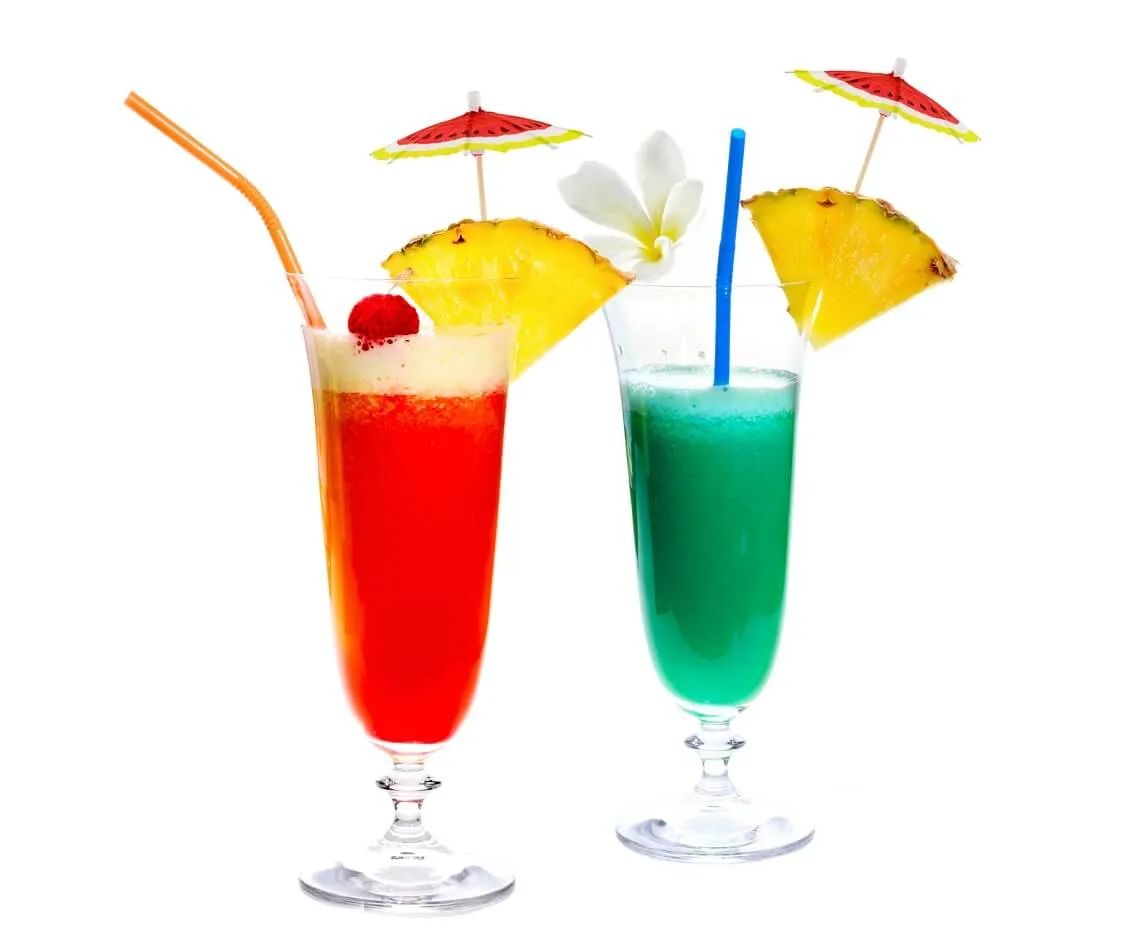 dekoracje do drinków dla dzieci, cukrowy rant, owoce, parasolki