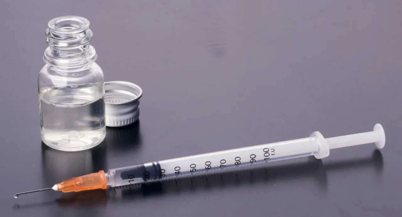 Ampułki witaminy B1 do wstrzykiwań