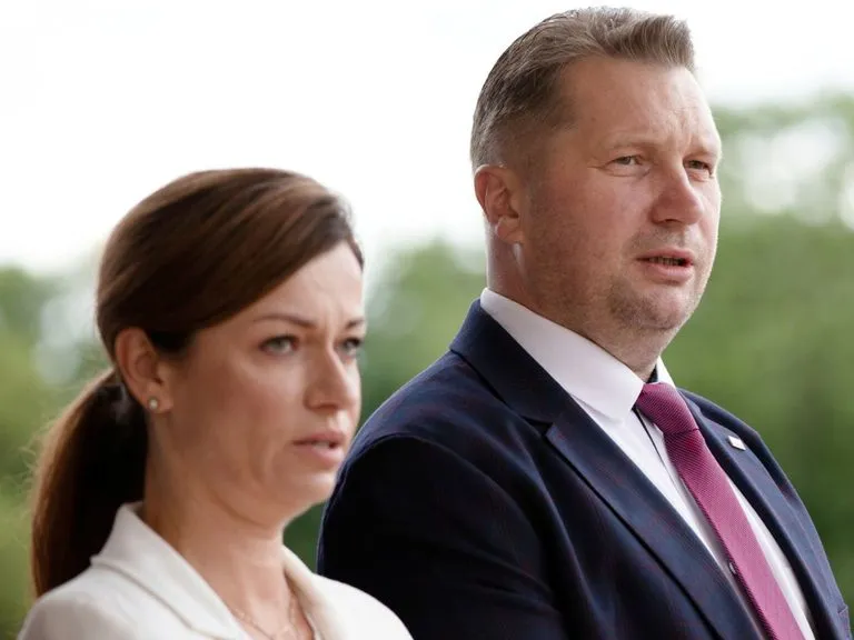 Zdjęcie Kim jest żona ministra Czarnka? Poznaj Katarzynę Czarnek
