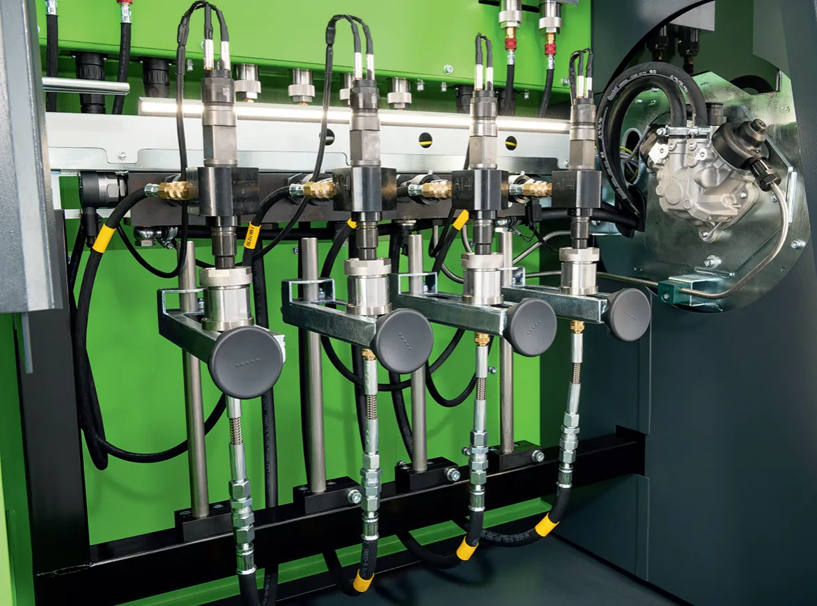 testowanie wtryskiwaczy lpg na stole probierczym