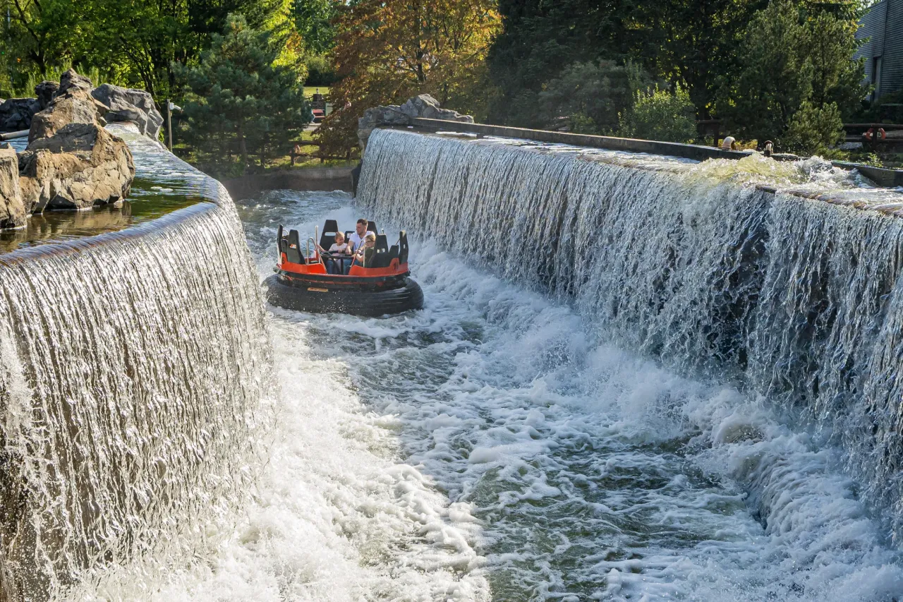 Heide Park Mountain Rafting spritzendes Wasser