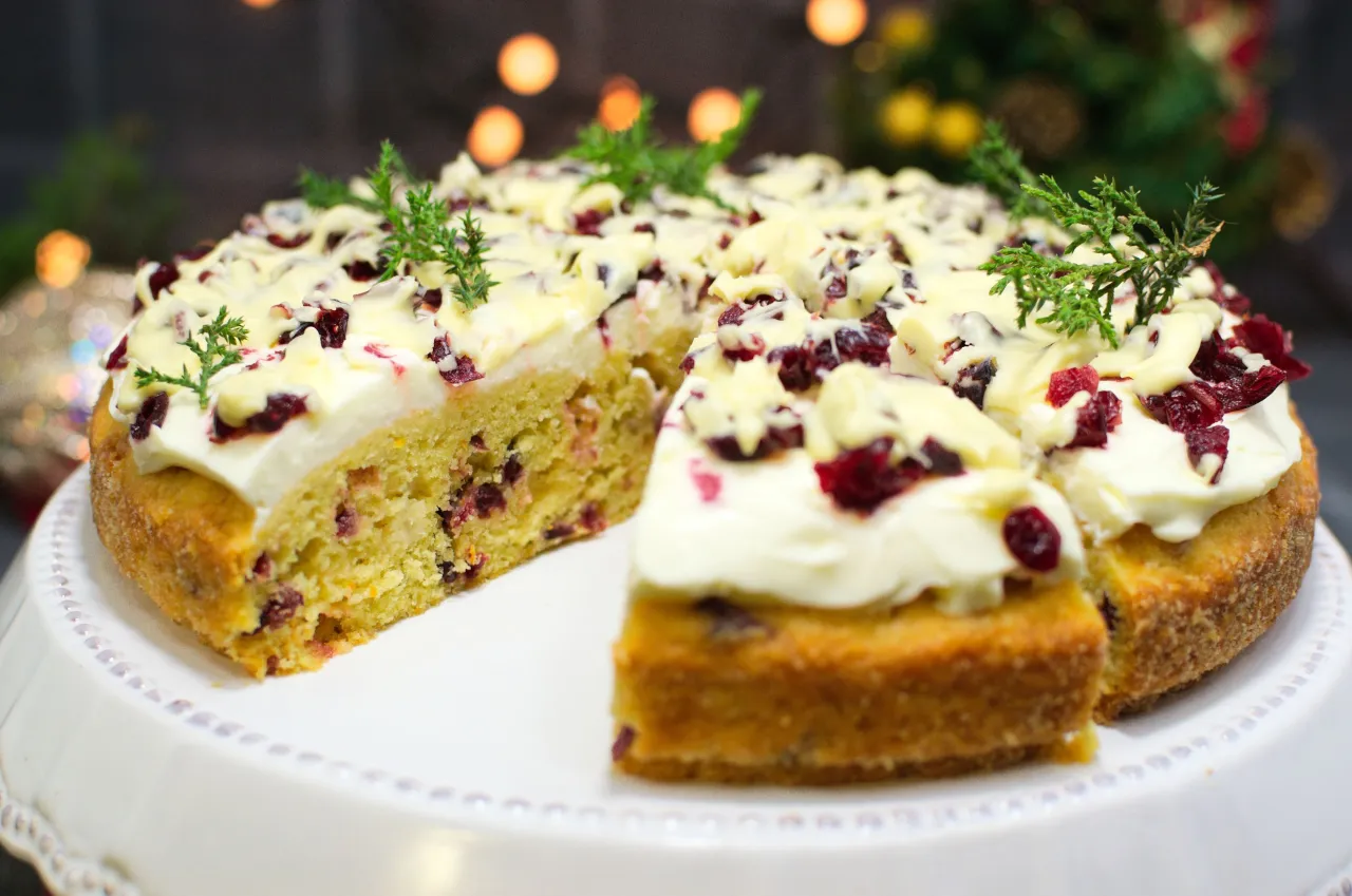 Wysokiej jakości biała czekolada i suszona żurawina