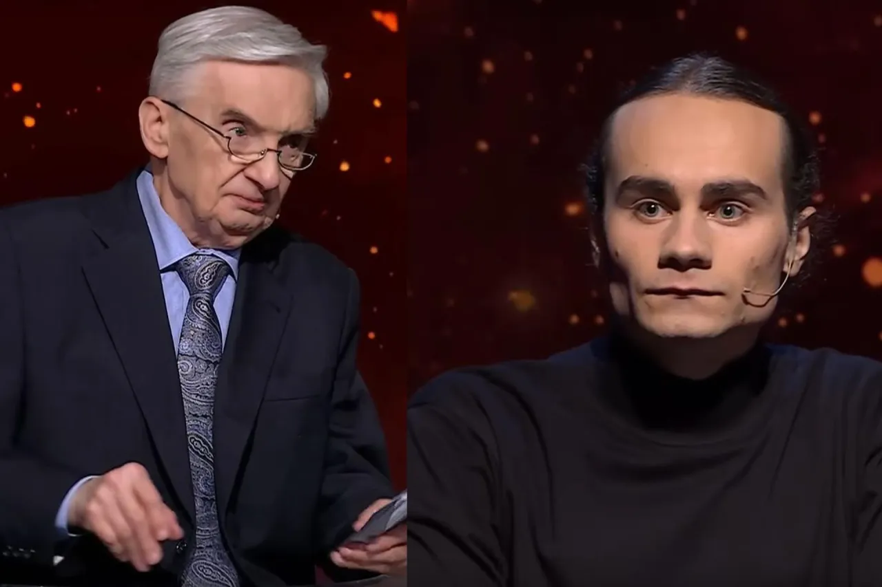 Starszy mężczyzna w garniturze i młody mężczyzna w czarnym golfie. Czy uda mu się zdobyć jeden z dziesięciu ile można zdobyć punkt&oacute;w?