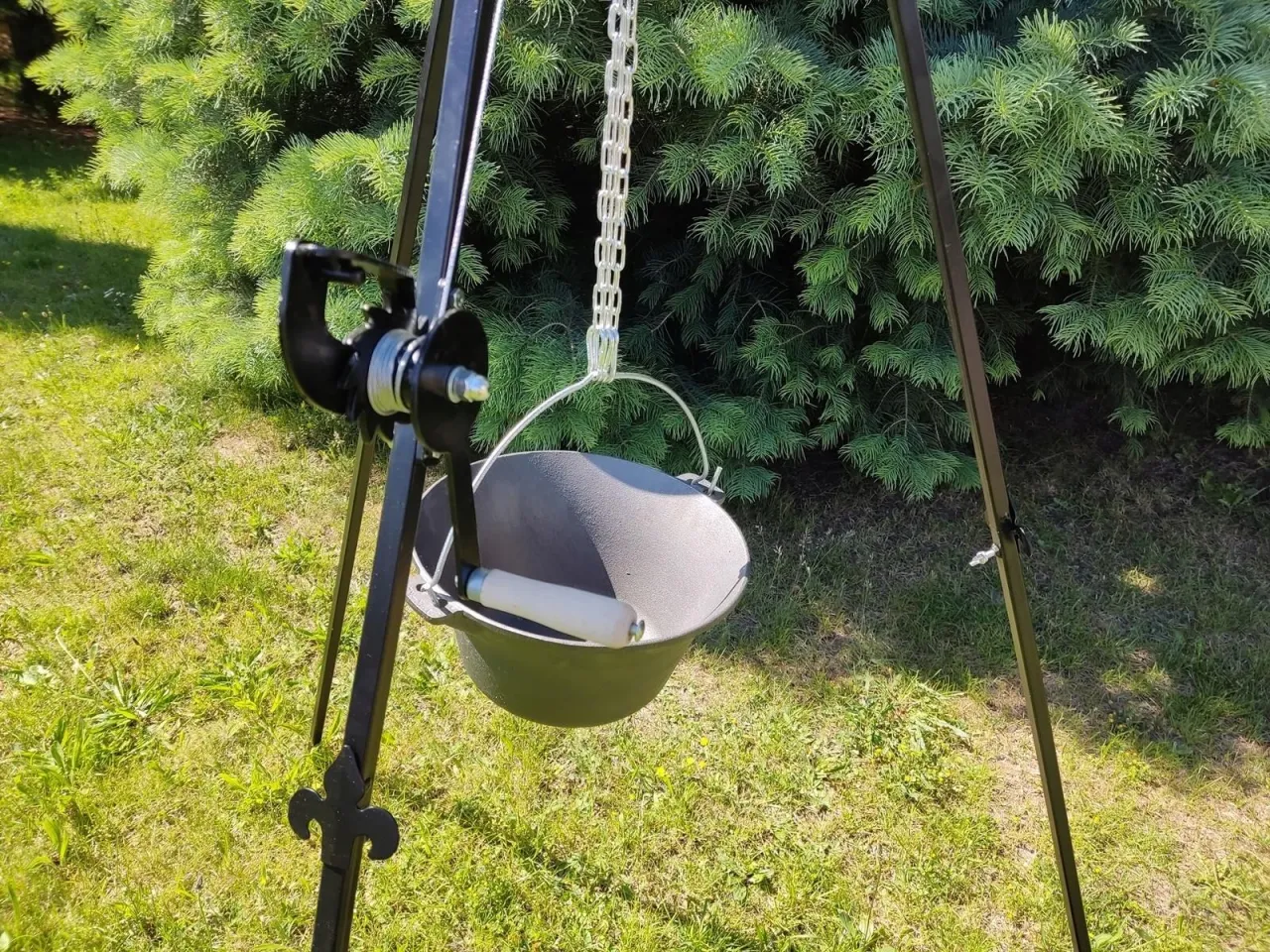 kociołek żeliwny tr&oacute;jn&oacute;g akcesoria grillowe