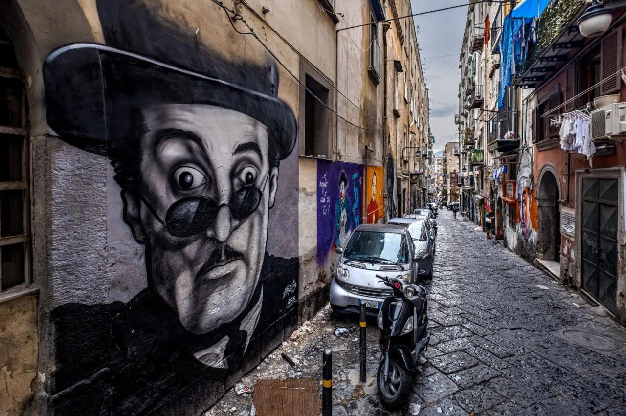 Quartieri tipici di Napoli street art