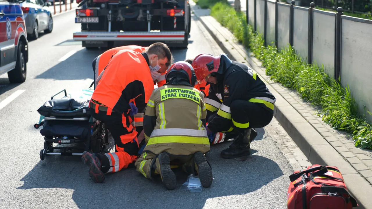 Straż pożarna udziela pierwszej pomocy medycznej