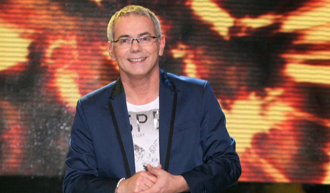 Robert Janowski, prowadzący program 