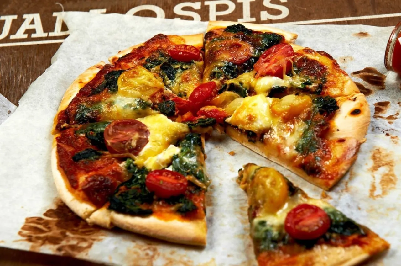 Mielno jedzenie pizza burgery wegetariańskie