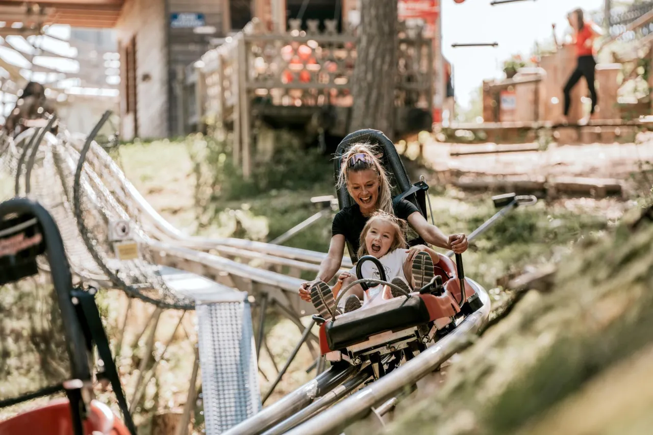 Parki rozrywki w górach dla dzieci