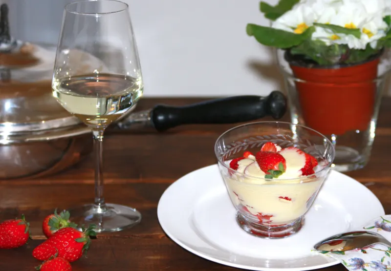 Zabaione con diversi tipi di vino o aromi