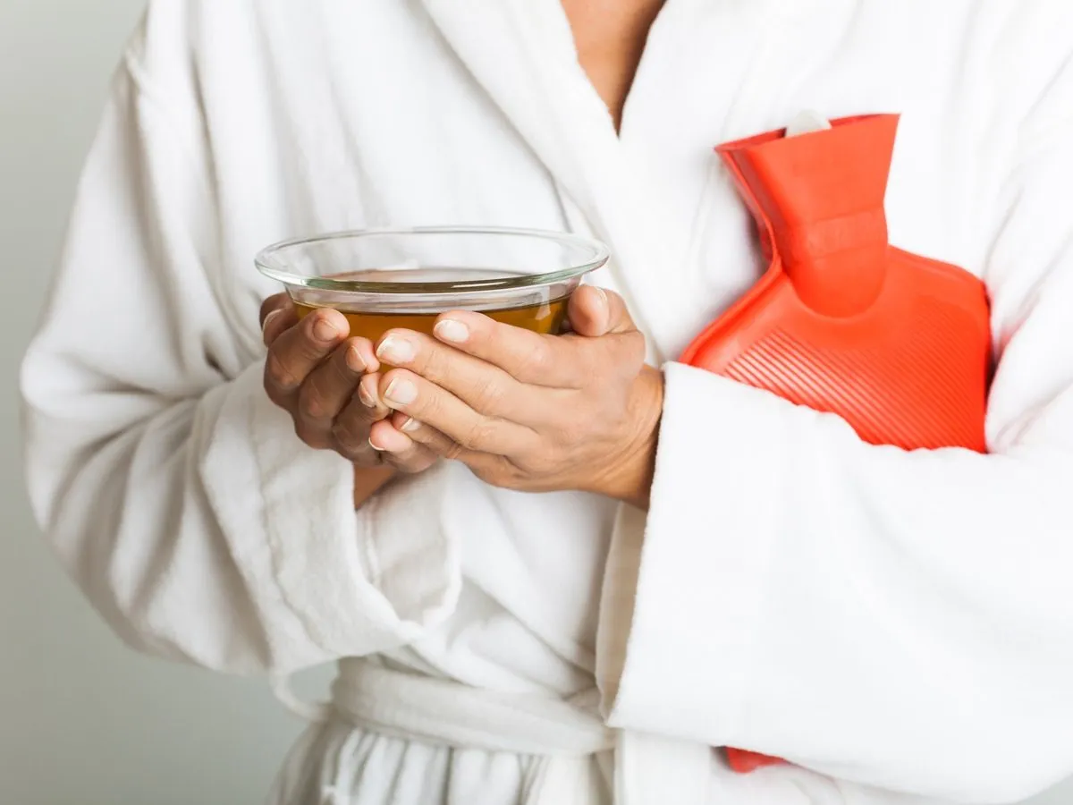 domowe sposoby na b&oacute;l żołądka zioła termofor