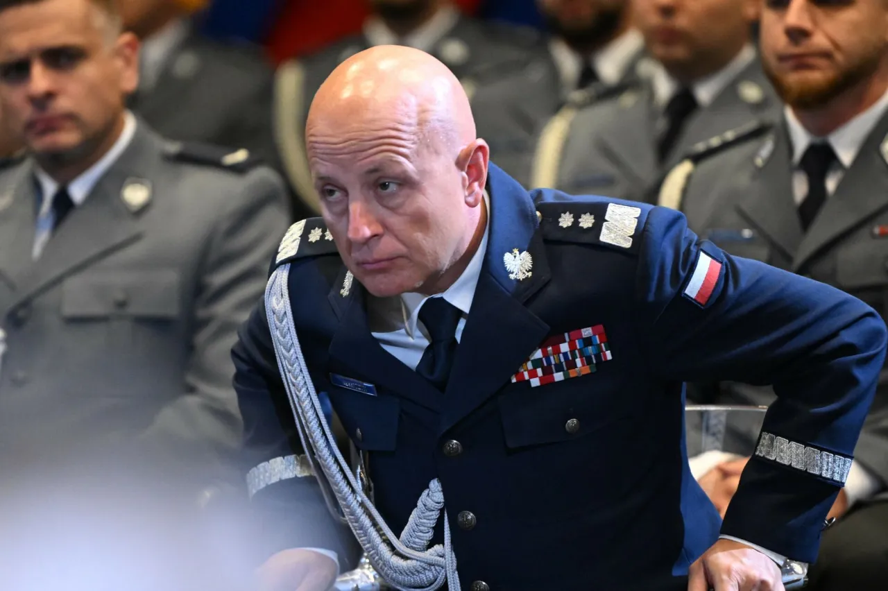 Zdjęcie Ile zarabia komendant gminny OSP? Zaskakujące fakty o wynagrodzeniu