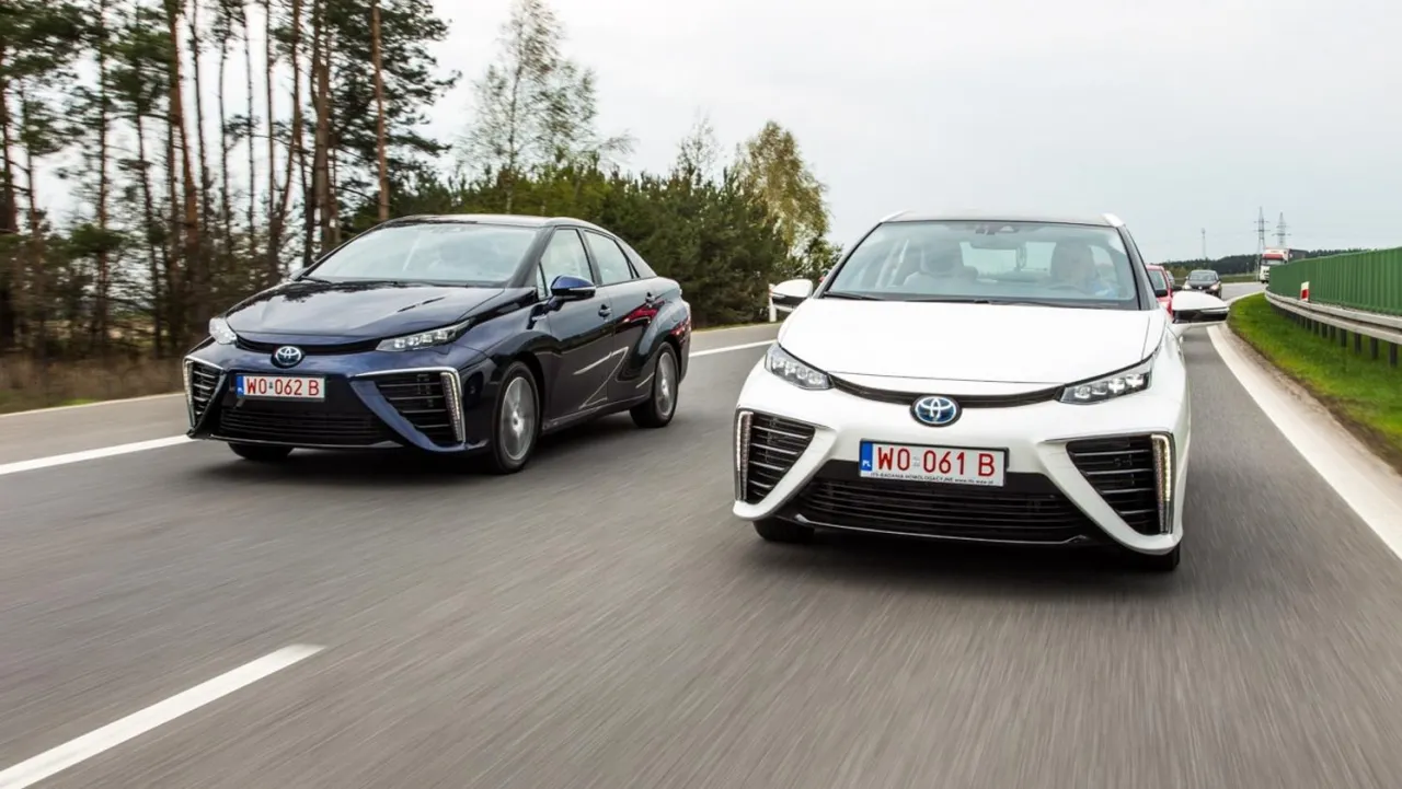 Samochód na wodór vs samochód na wodę